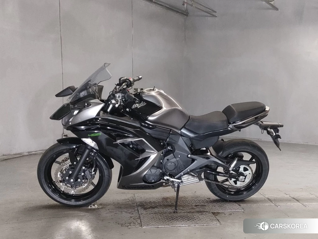 Проданный Kawasaki NINJA 400 2017 из Японии, фото 2