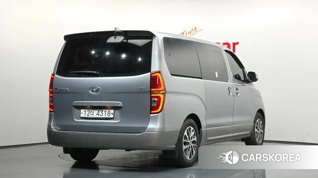 Hyundai The New Grand Starex id 4285923 из Кореи 12