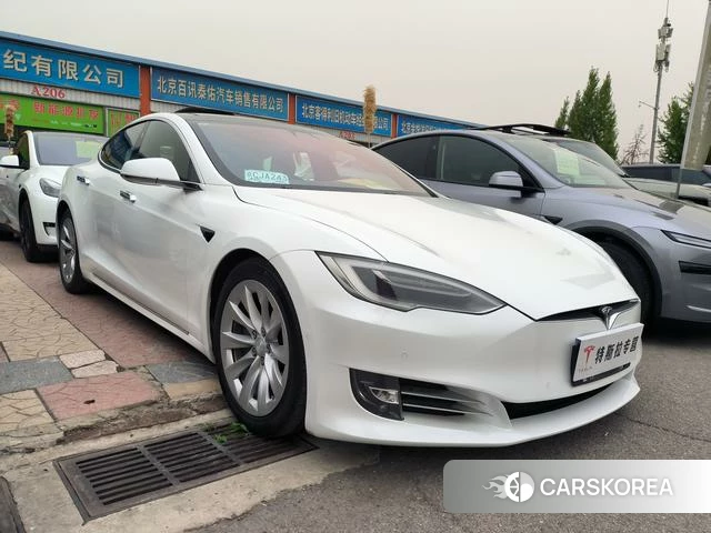 Tesla Model S id 4208497 из Китая 9