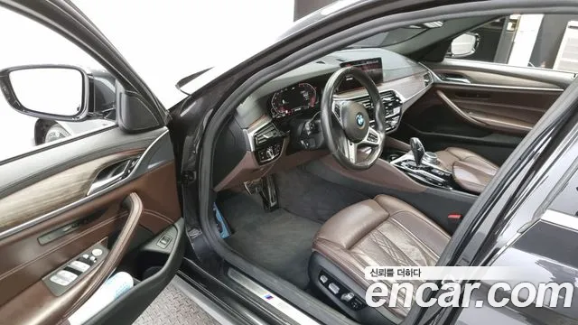 BMW 5 Series (G30) id 2515552 из Кореи 12