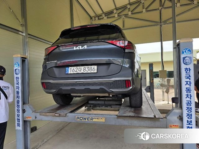 Kia Sportage 5th Generation 2022 Серый из Кореи, фото 2
