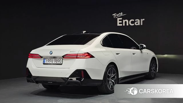 BMW 5 Series (G60) id 4381199 из Кореи 12
