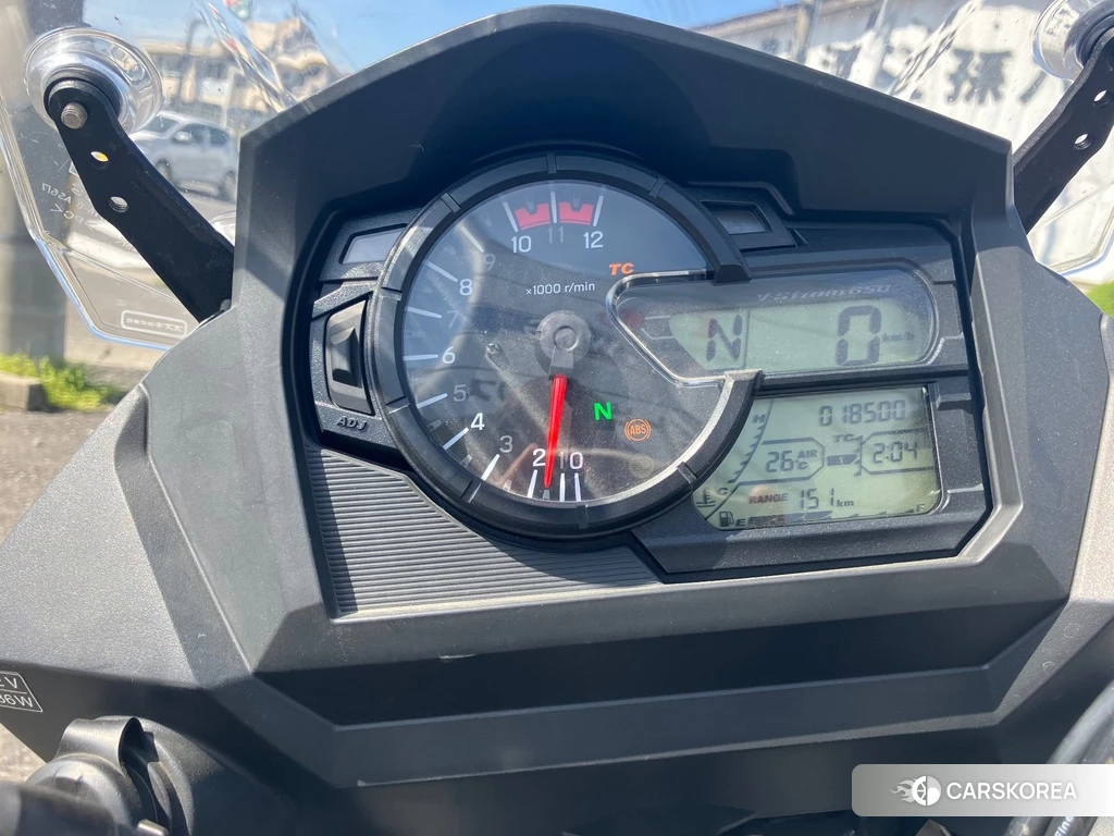 Проданный Suzuki V-STROM 650 DL650 ABS 2017 из Японии, фото 2
