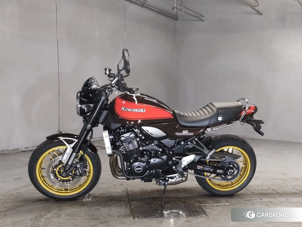 Проданный Kawasaki Z900RS 2022 из Японии, фото 2