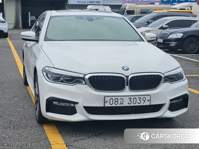 BMW 5 Series (G30) id 3034397 из Кореи 12