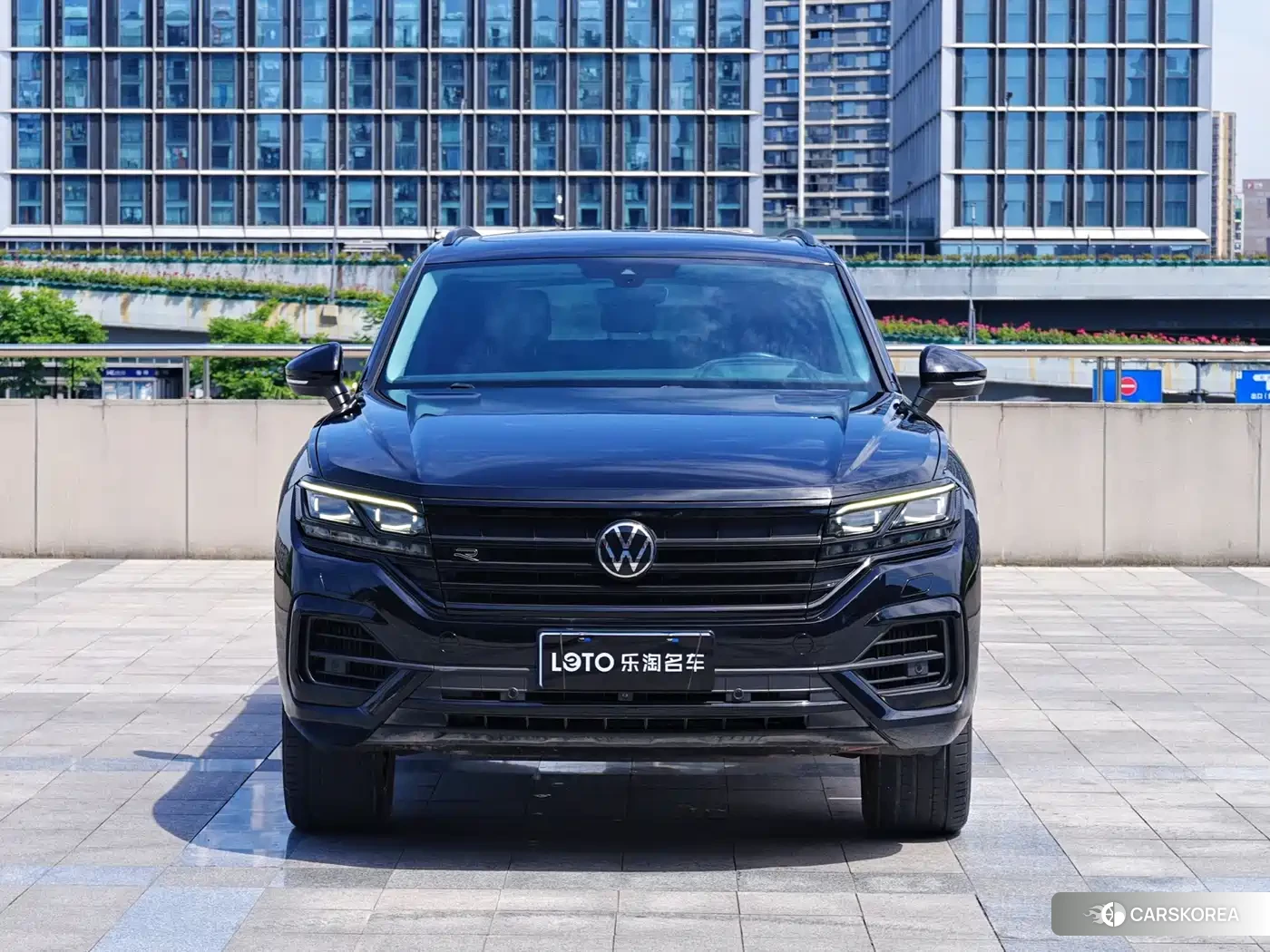 Volkswagen Touareg 2023 Черный из Китая, фото 5