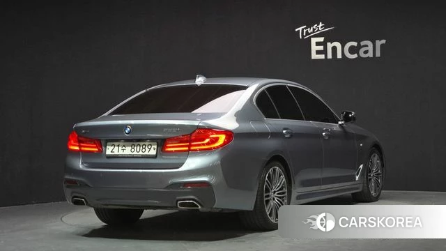 BMW 5 Series (G30) id 4196792 из Кореи 12