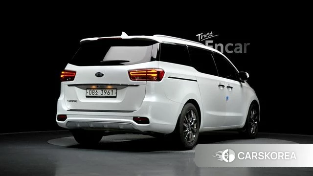 Kia The New Carnival id 3917404 из Кореи 12