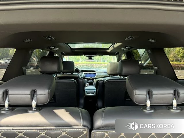 Cadillac XT6 2022 Черный из Китая, фото 2