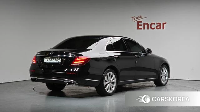 Mercedes-Benz E-Class W213 id 4179952 из Кореи 12