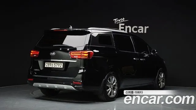 Kia The New Carnival id 2928128 из Кореи 12