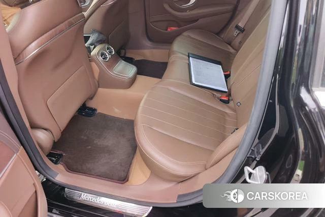 Mercedes-Benz E-class id 4257643 из Китая 9