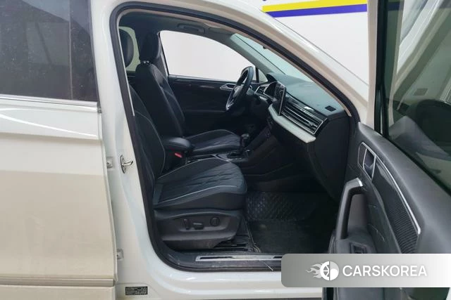 Volkswagen Tiguan L id 3869954 из Китая 9