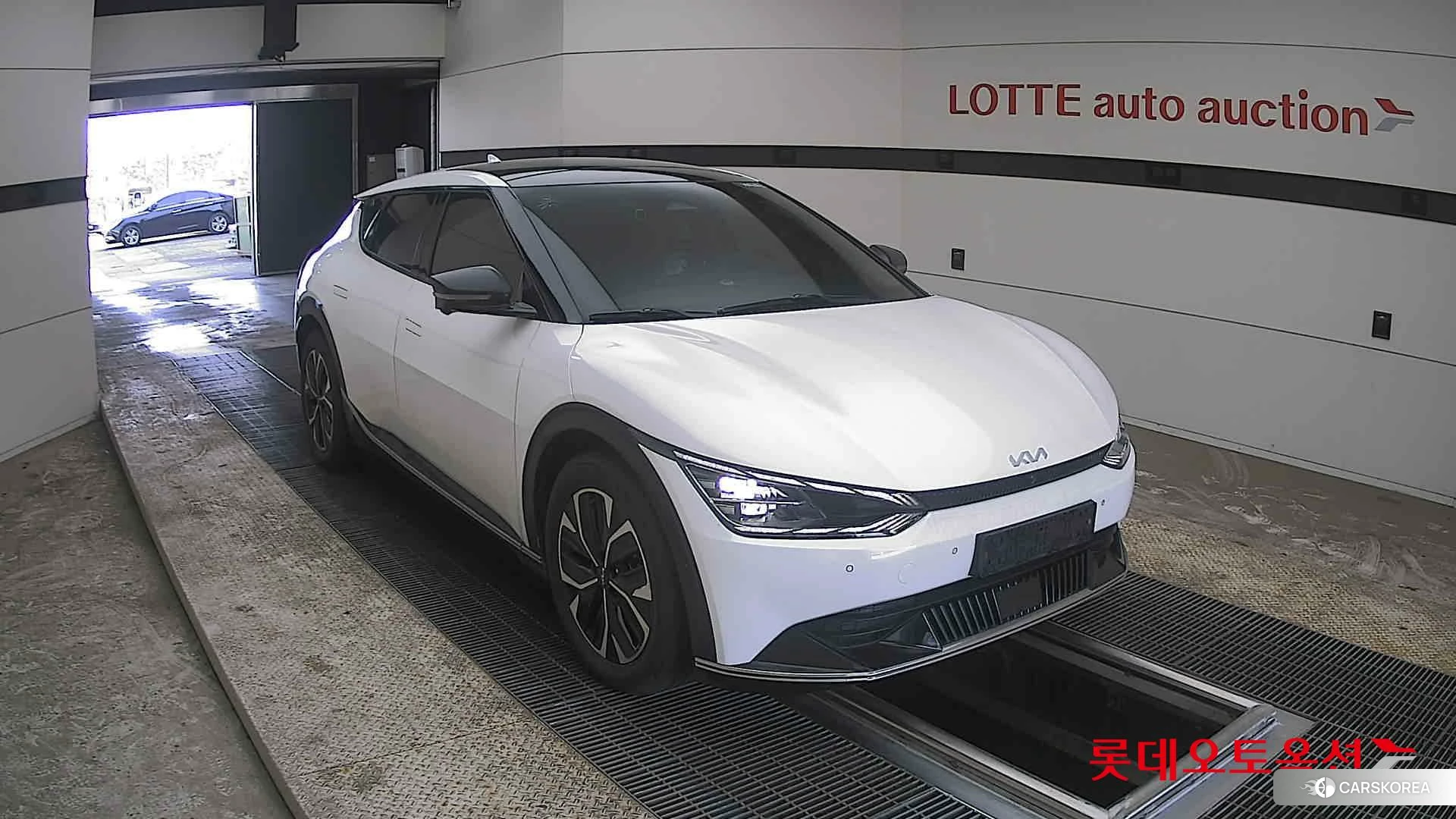 Kia EV6 id 3882087 из Кореи 12