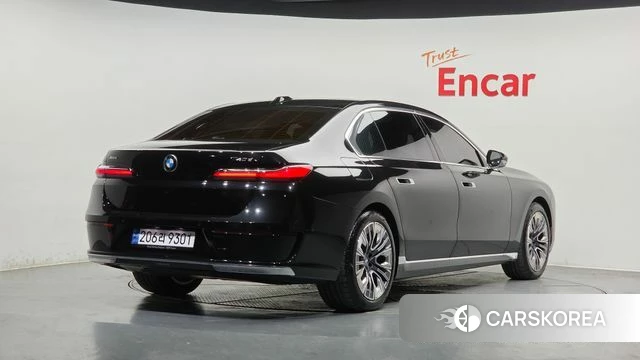 BMW 7 Series (G70) id 3841793 из Кореи 12