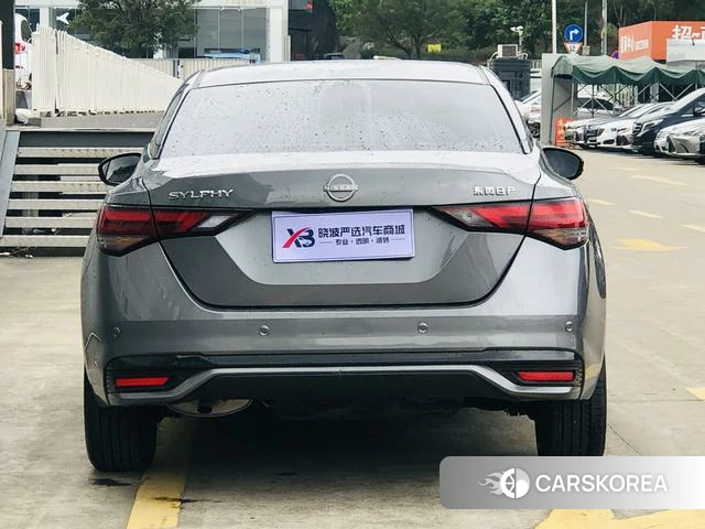 Nissan Xuan Yi 2025 Темно-серый из Китая, фото 2