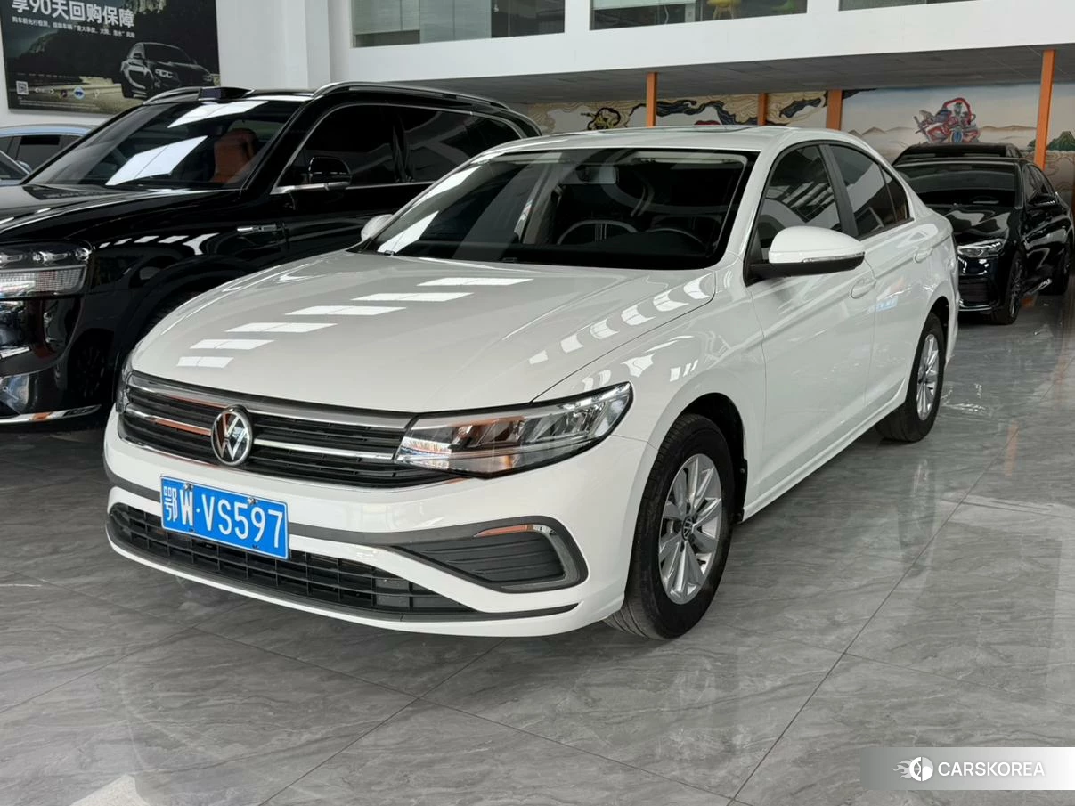 Volkswagen Bora 2022 Белый из Китая, фото 6
