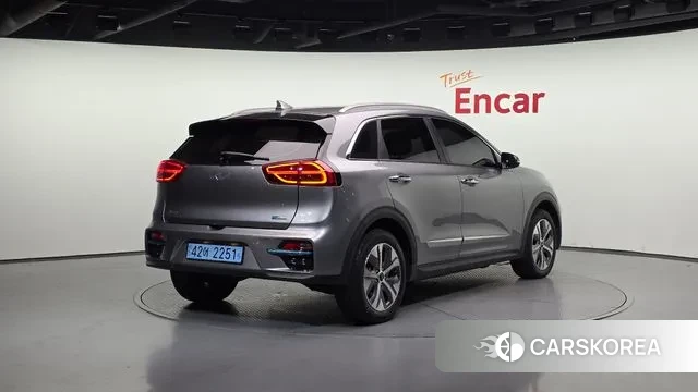Kia Niro EV id 3274065 из Кореи 12
