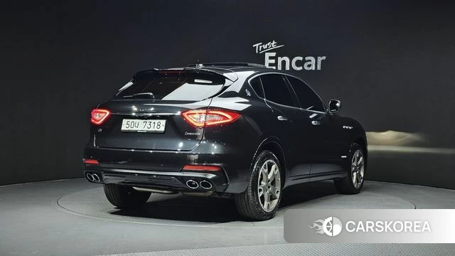 Maserati Levante id 3936768 из Кореи 12