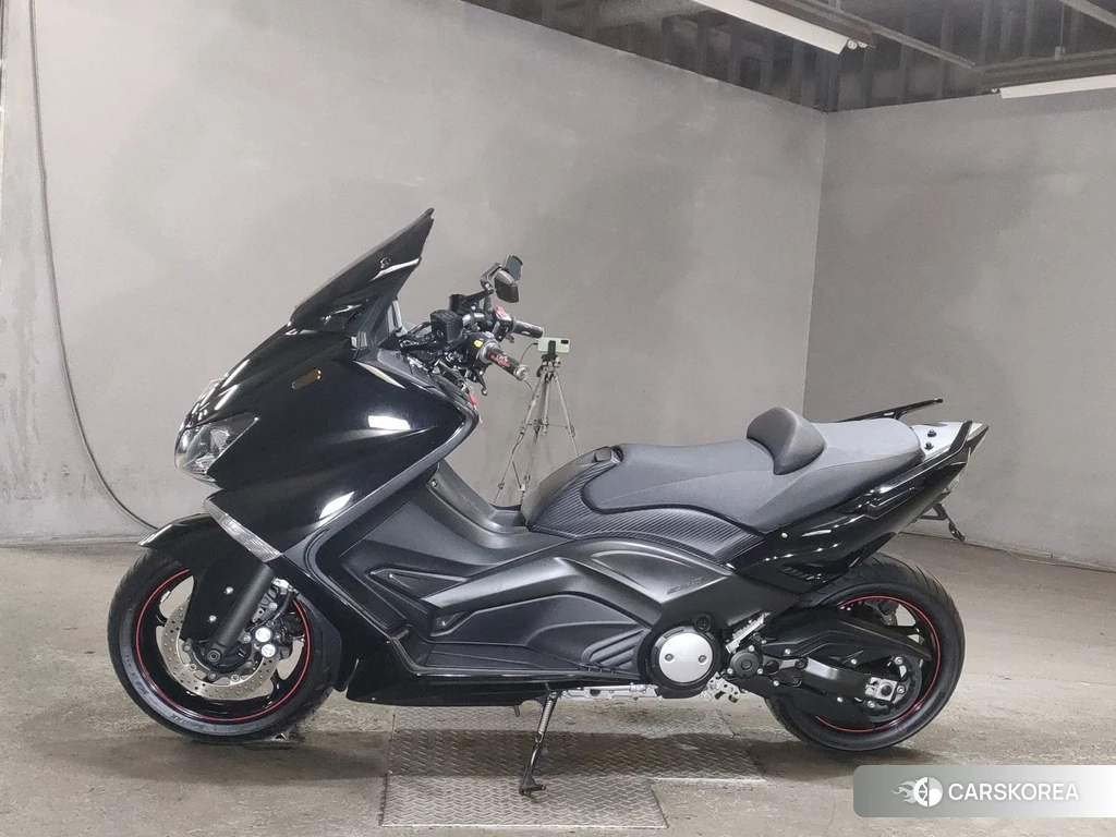 Проданный Yamaha T-MAX 530 id 4104926 из Японии, фото 2