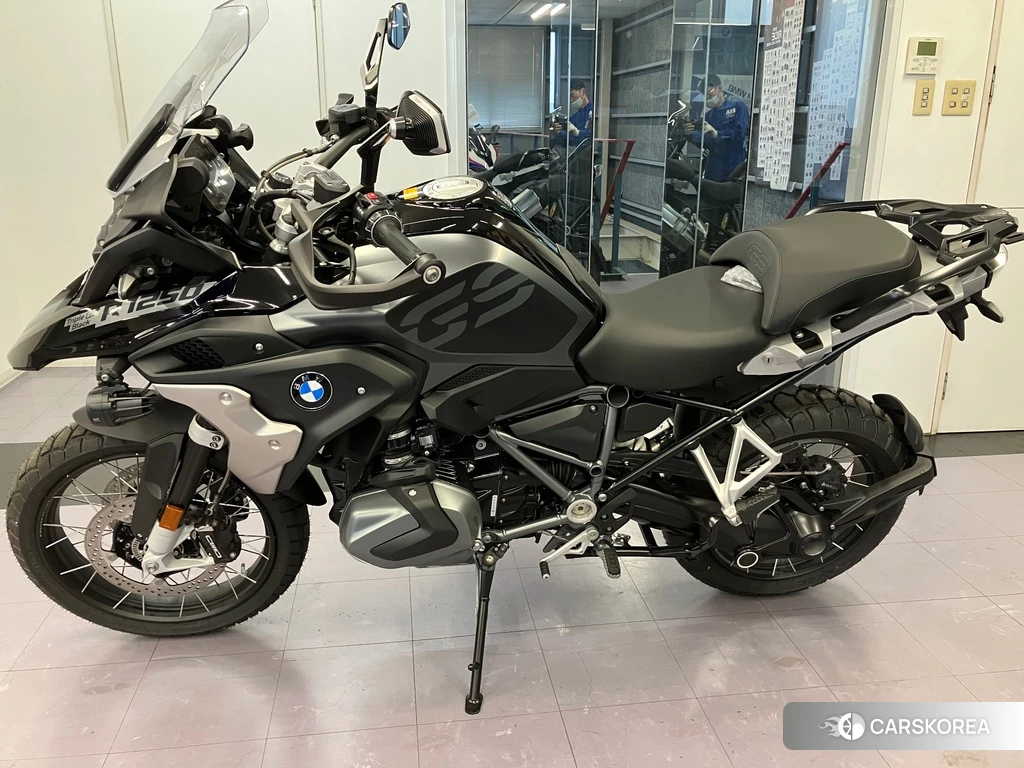 Проданный BMW R1250GS 2023 из Японии, фото 2