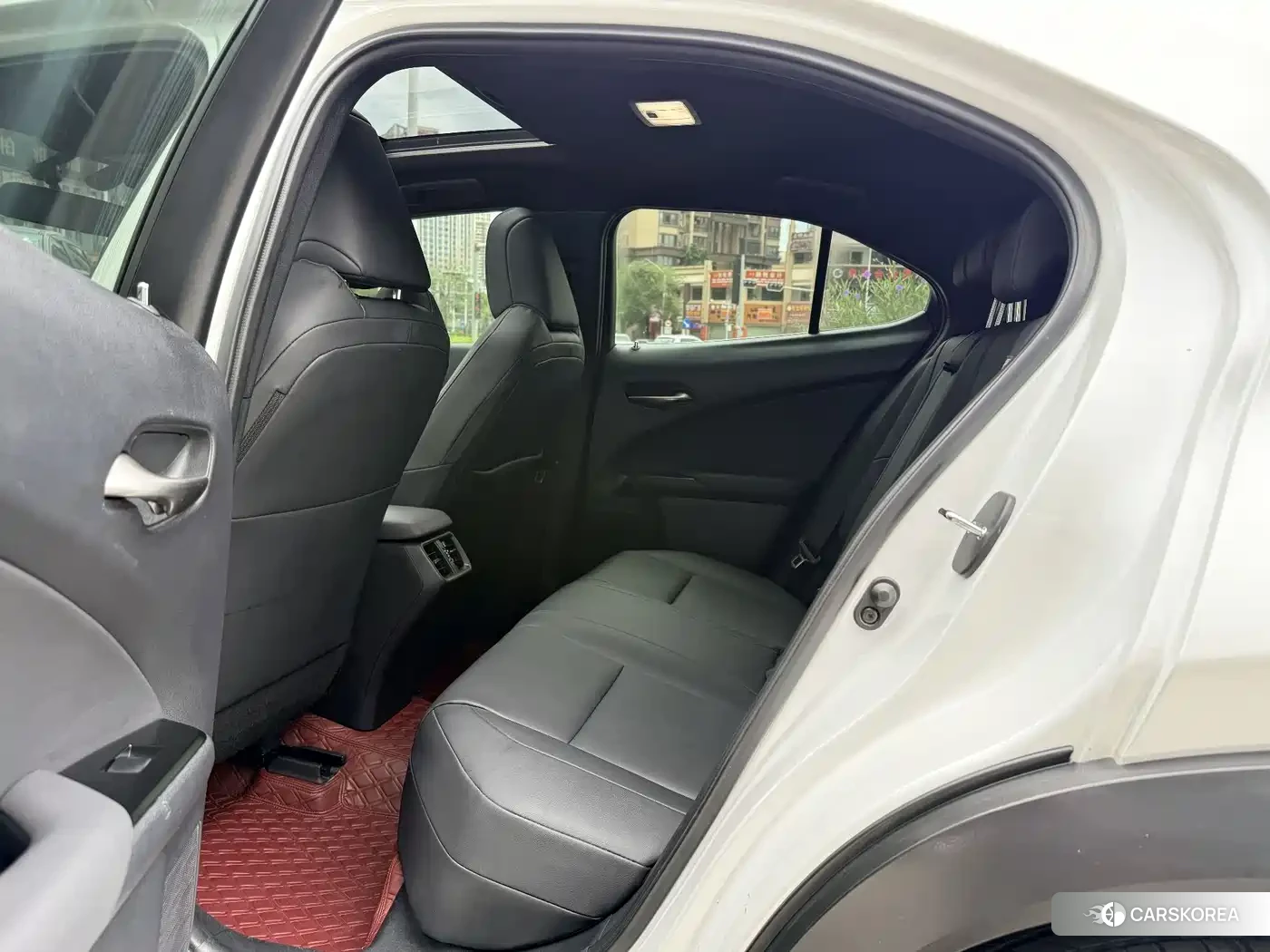 Lexus UX id 4570469 из Китая 12