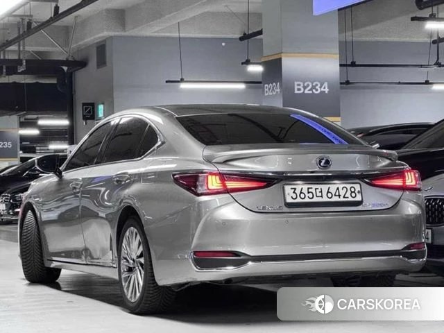 Lexus ES300h 7th generation id 4434474 из Кореи 9