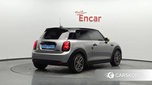 Mini Cooper Electric id 3864626 из Кореи 12
