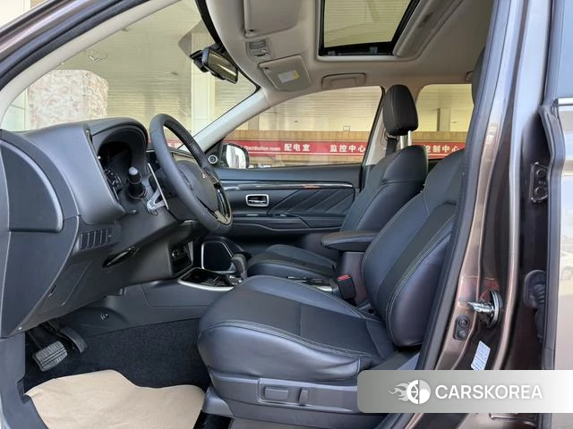 Mitsubishi  Outlander id 4253126 из Китая 11