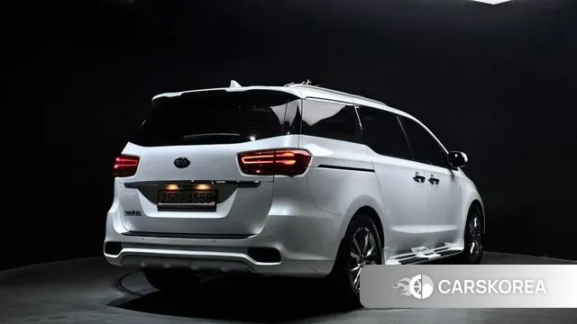 Kia The New Carnival id 2986257 из Кореи 12