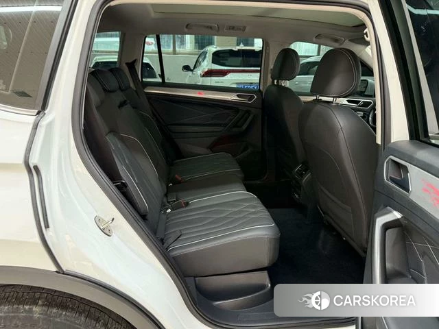 Volkswagen Tiguan L id 4348280 из Китая 12