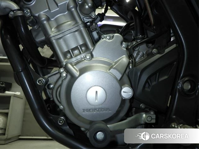 Engine photo