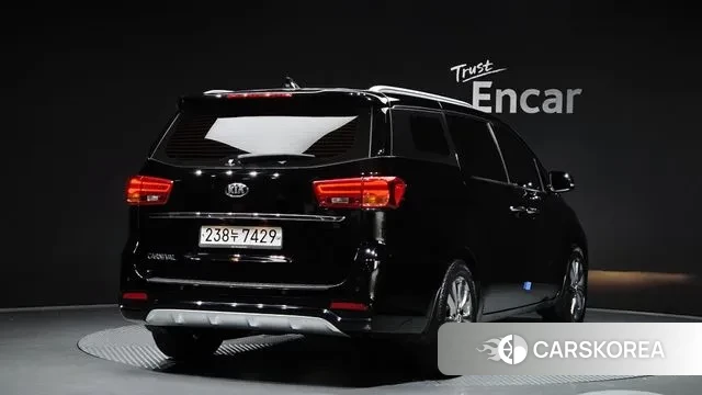 Kia The New Carnival id 2970763 из Кореи 12