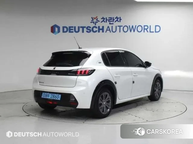 Peugeot e-208 second Generation id 3104857 из Кореи 12