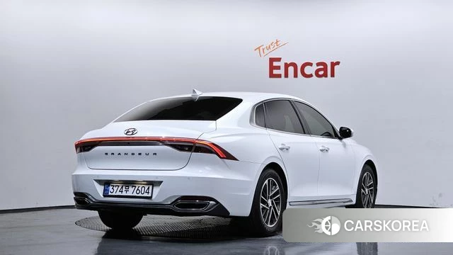 Hyundai The New Grandeur IG id 3953799 из Кореи 12