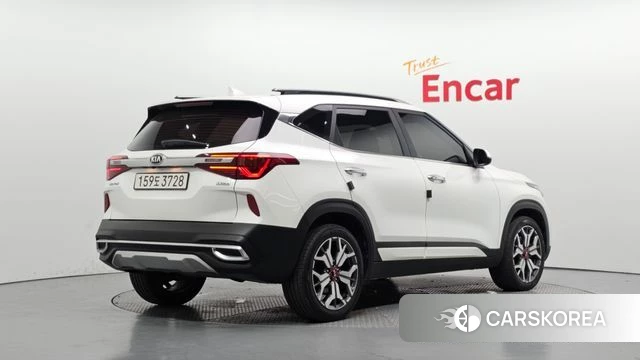 Kia Seltos id 4697675 из Кореи 12