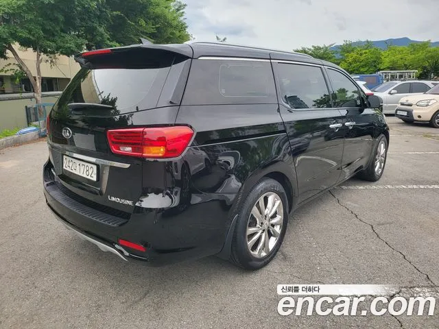 Kia The New Carnival id 2756208 из Кореи 12