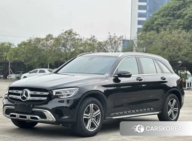 Mercedes-Benz GLC 2021 Черный из Китая, фото 2