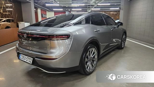 Toyota Crown Crossover id 4388162 из Кореи 10