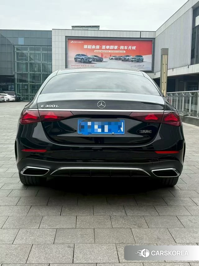 Mercedes-Benz E-class 2024 Черный из Китая, фото 4