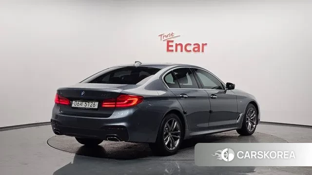 BMW 5 Series (G30) id 3602358 из Кореи 12