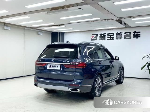 BMW X7 id 4272296 из Китая 12