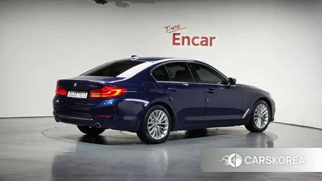 BMW 5 Series (G30) id 3344663 из Кореи 12