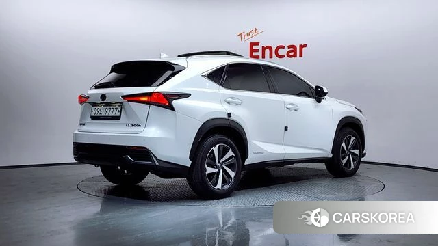 Lexus NX300h id 4294736 из Кореи 12