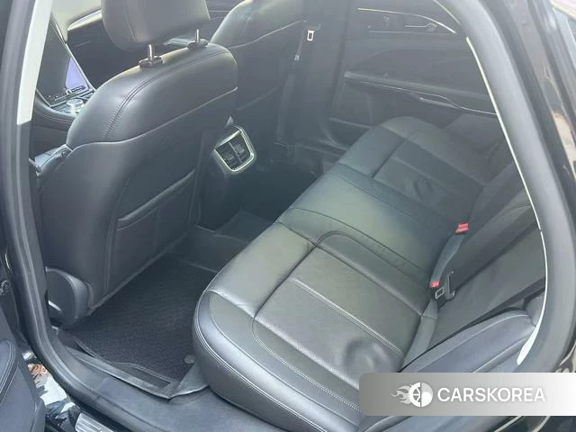 Ford Taurus 2021 Черный из Китая, фото 2