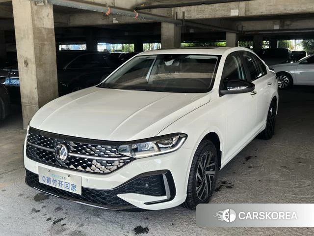 Volkswagen Lavida 2024 Белый из Китая, фото 2