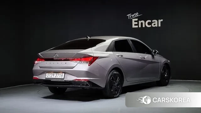 Hyundai Avante Hybrid (CN7) id 2895465 из Кореи 12