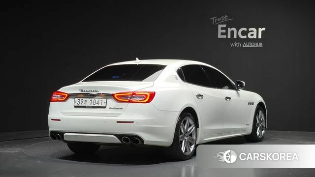 Maserati Quattroporte id 3942871 из Кореи 12