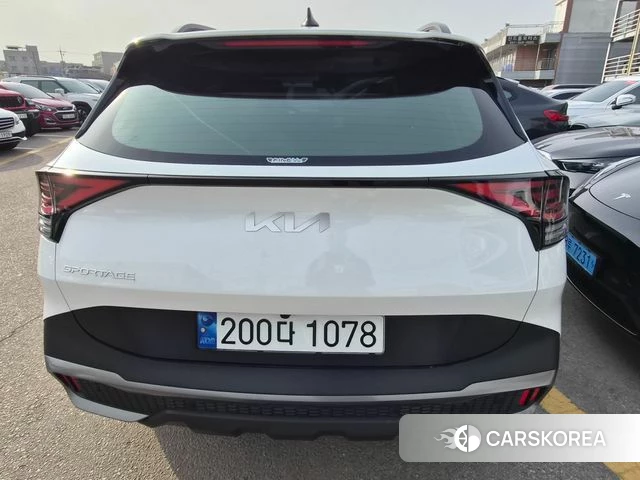 Kia Sportage 5th Generation 2024 Белый из Кореи, фото 6