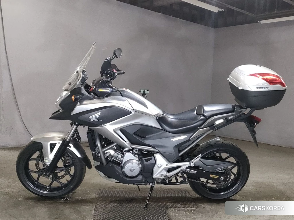 Проданный Honda NC700X DCT 2013 из Японии, фото 2